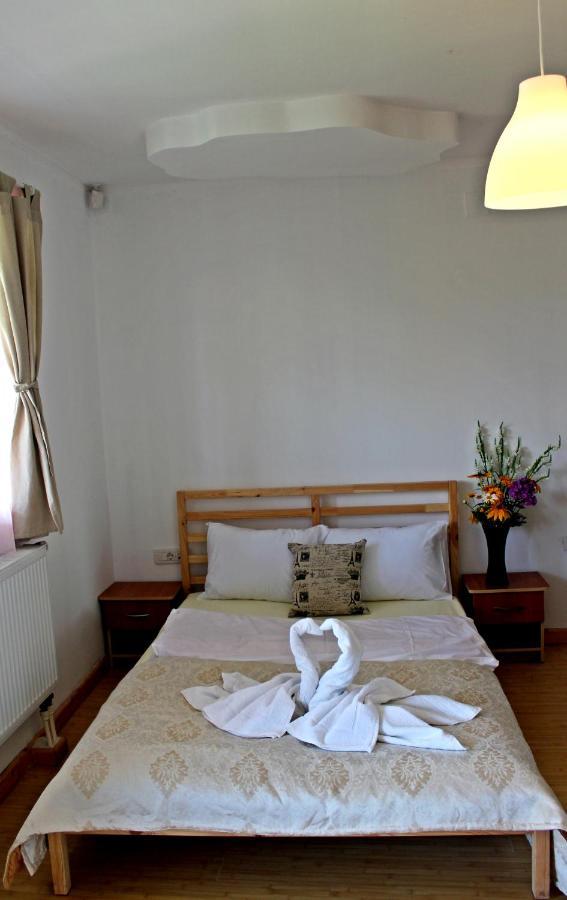 Hotel Anuta Breaza  Esterno foto