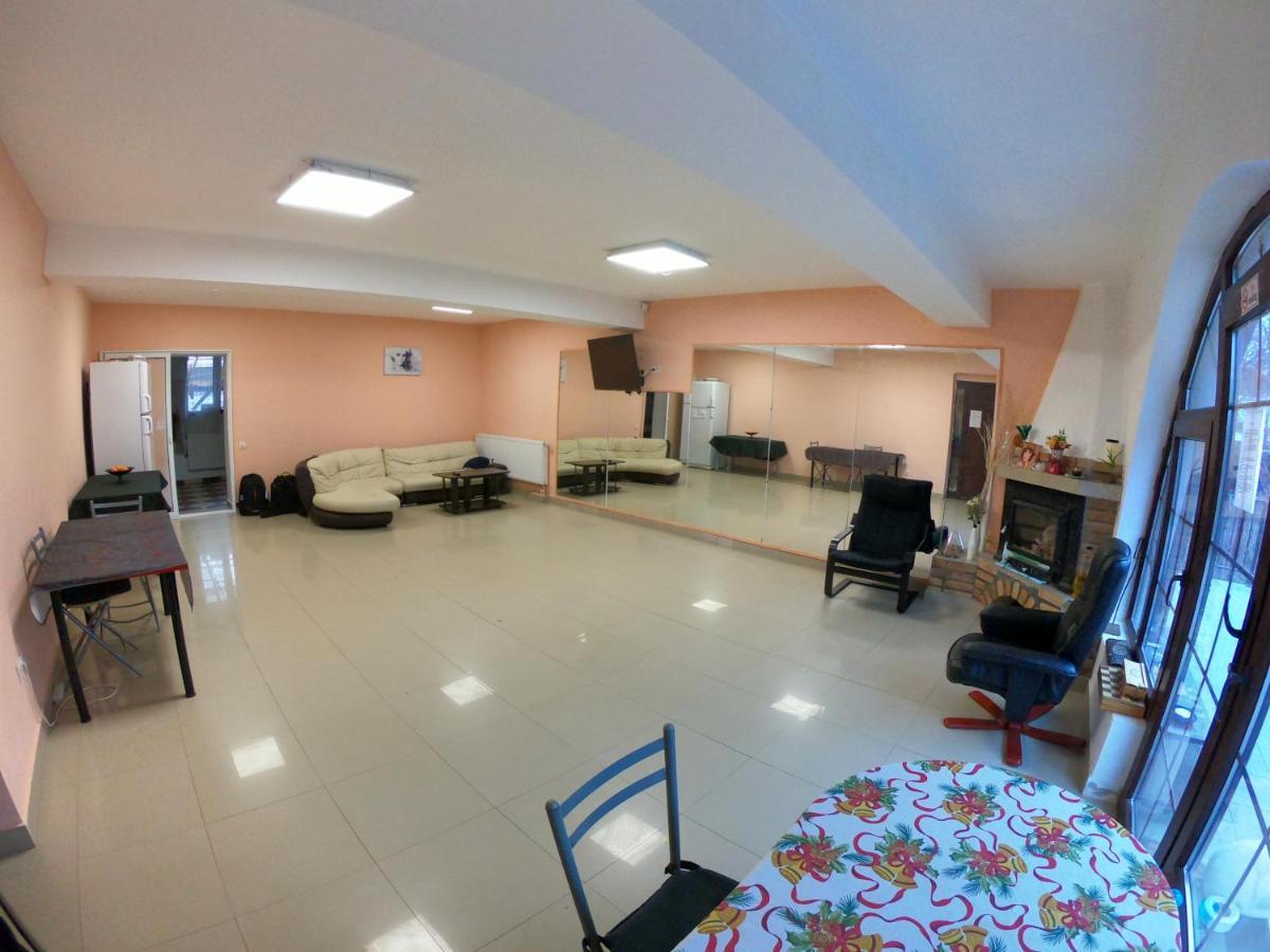 Hotel Anuta Breaza  Esterno foto