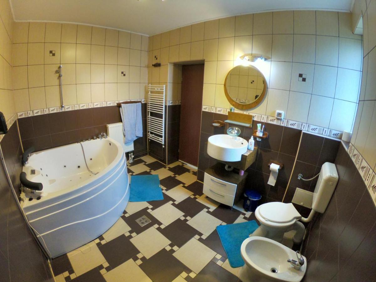 Hotel Anuta Breaza  Esterno foto